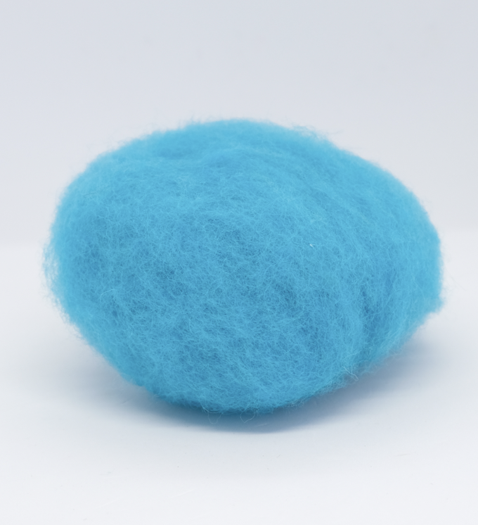 bilde av blått, kardet ull fra ull.no